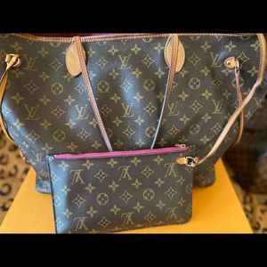 Louis Vuitton NEVERFULL MM please see photos.